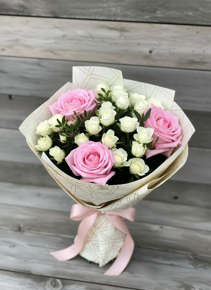 Букет цветов из: Розы в Тотьме