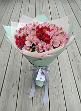 Букет цветов из:  Альстромерии в Тотьме