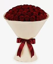 Букет 101 Бордовая роза Блэк Бакарра в Тотьме