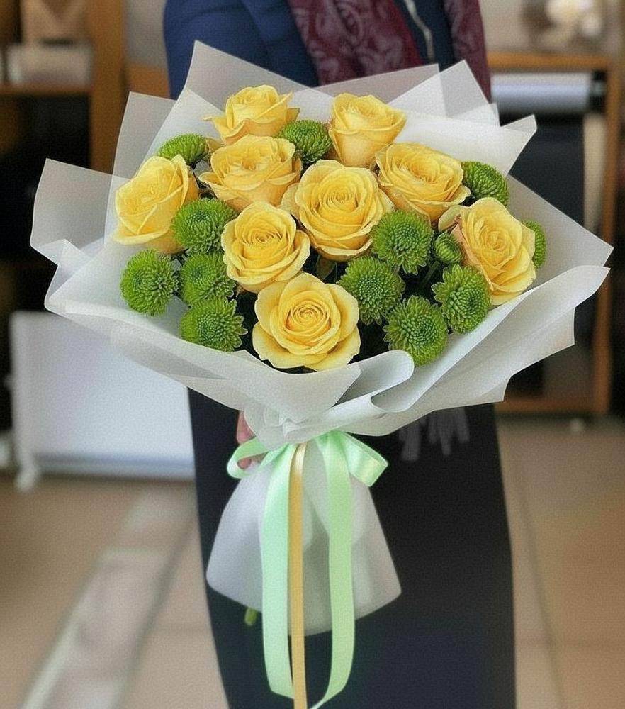 Букет цветов из: Хризантемы и Розы в Тотьме