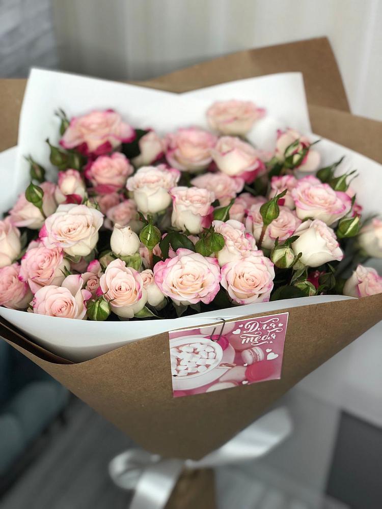 Букет цветов из: Розы в Тотьме