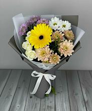 Букет цветов из:  Розы, Герберы и Хризантемы в Тотьме