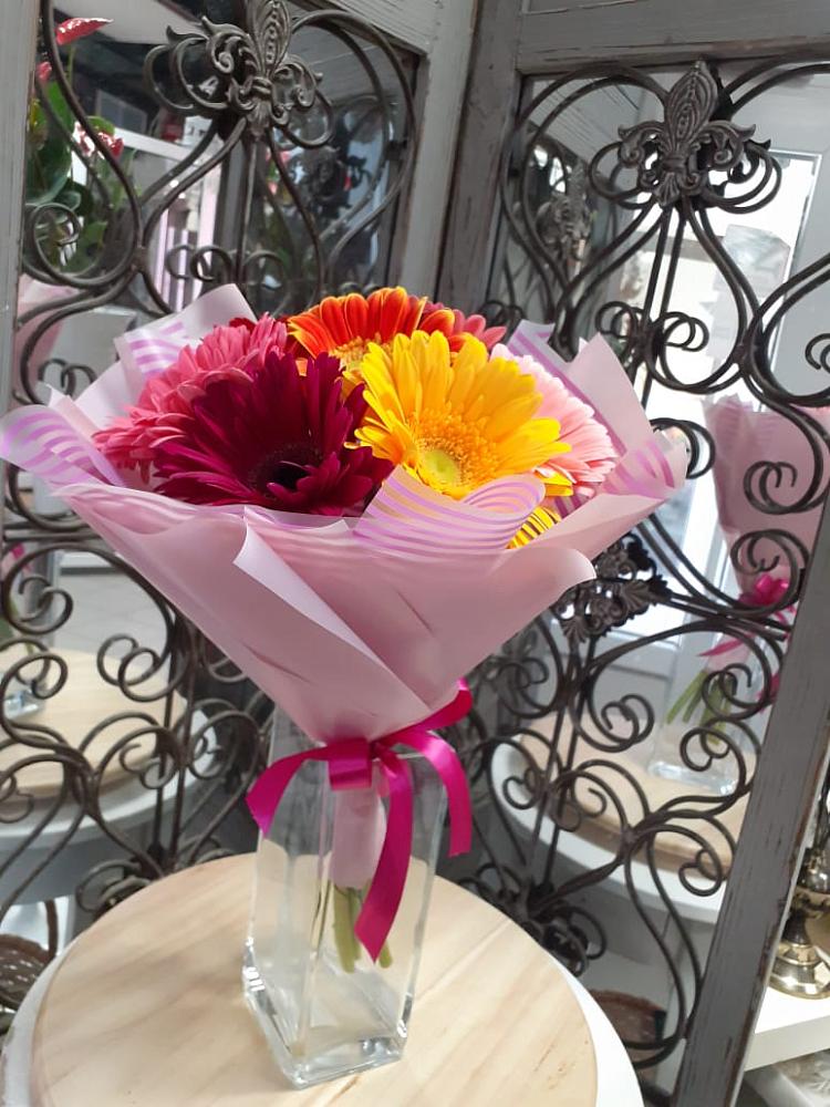 Букет цветов из: Герберы в Тотьме