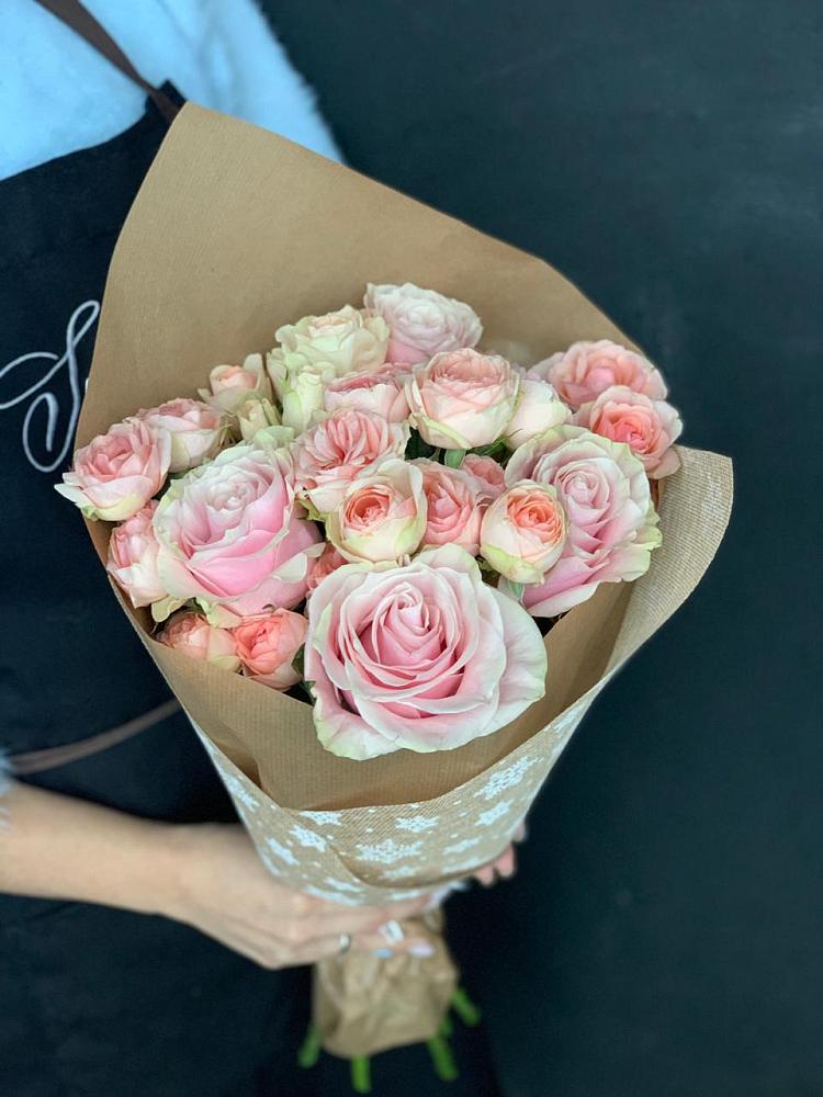 Букет цветов из: Хризантемы и Розы в Тотьме