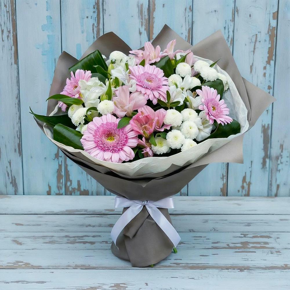 Букет цветов из: Герберы, Альстромерии и Хризантемы в Тотьме