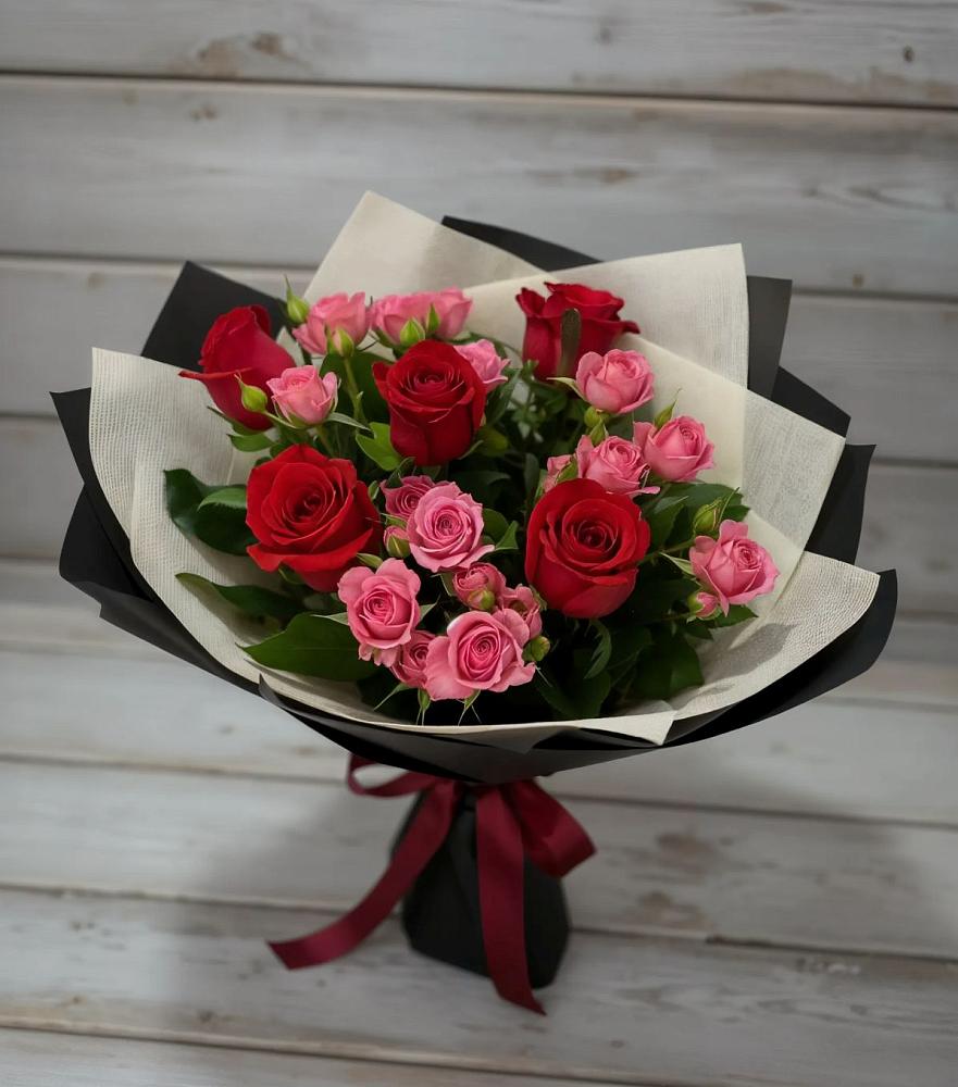 Букет цветов из: Розы в Тотьме