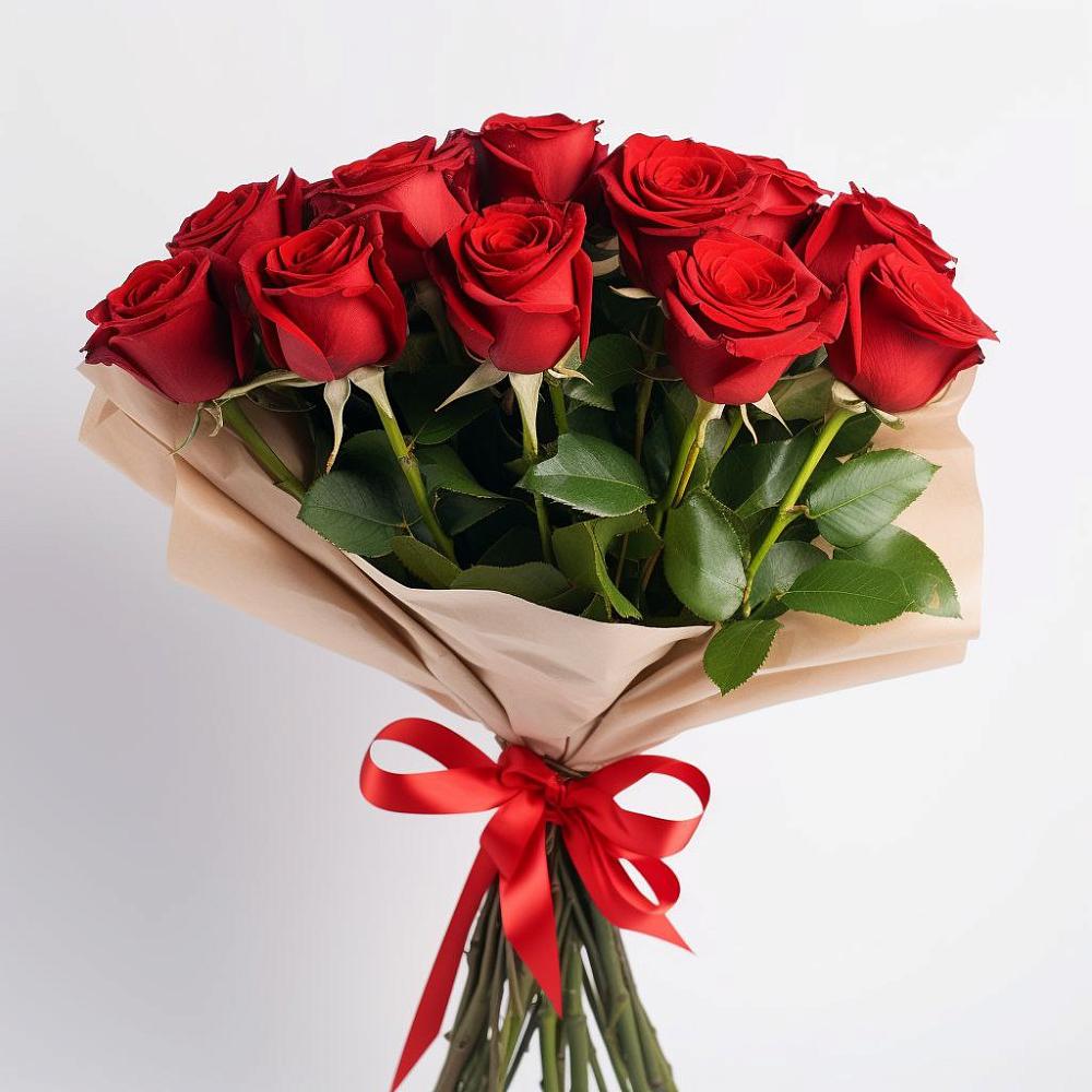 Букет 11 Красных роз Эдлесс Лав в Тотьме