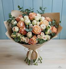 Букет цветов из:  Альстромерии и Розы в Тотьме