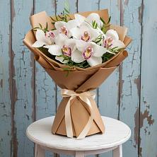 Букет цветов из:  Орхидеи и Розы в Тотьме